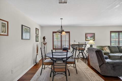 111 Camino Del Rio, Port St. Lucie FL - photo 15 of 42