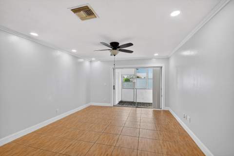 2667 Dudley Drive #B, West Palm Beach FL - photo 9 of 57