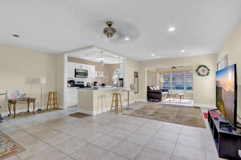 14050 Nesting Way #B, Delray Beach FL - photo 8 of 18