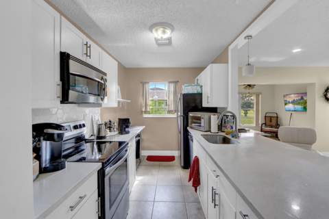 14050 Nesting Way #B, Delray Beach FL - photo 10 of 18