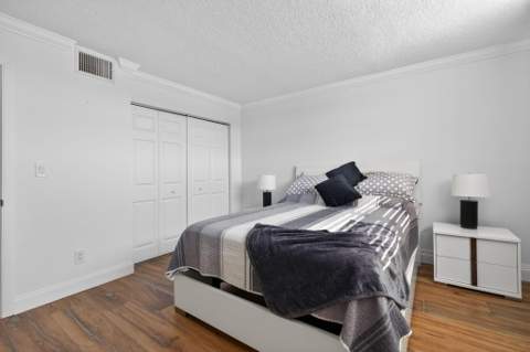 109 Paradise Harbour Boulevard #409, North Palm Beach FL - photo 10 of 30