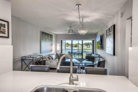 12790 Briarlake Drive #202, Palm Beach Gardens FL - photo 16 of 46