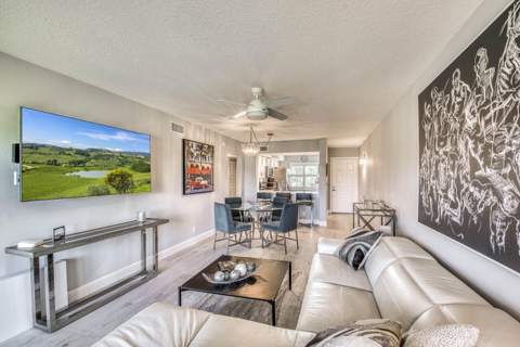 12790 Briarlake Drive #202, Palm Beach Gardens FL - photo 10 of 46