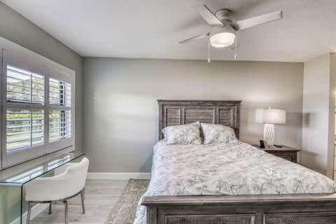 12790 Briarlake Drive #202, Palm Beach Gardens FL - photo 18 of 46