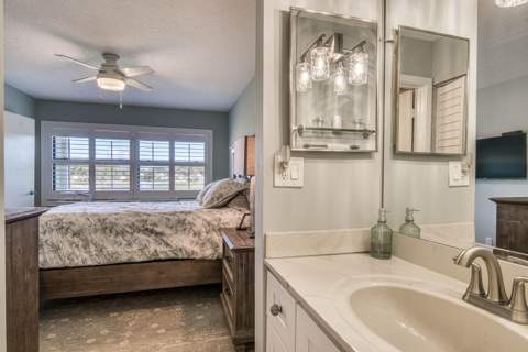 12790 Briarlake Drive #202, Palm Beach Gardens FL - photo 21 of 46