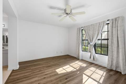 3233 Perimeter Drive #2511, Greenacres FL - photo 11 of 39