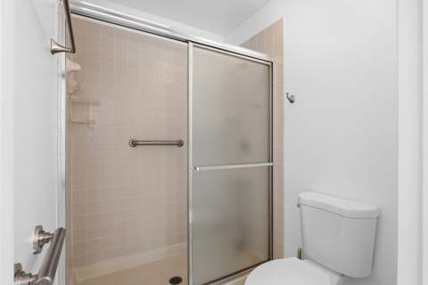 3233 Perimeter Drive #2511, Greenacres FL - photo 13 of 39