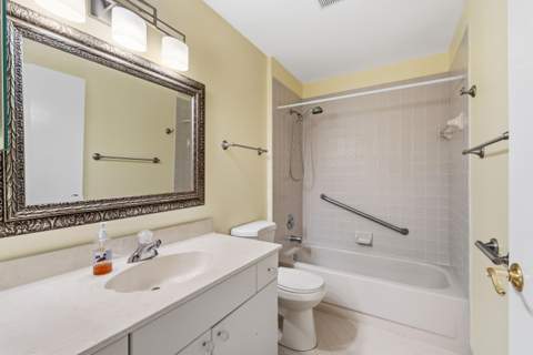 3233 Perimeter Drive #2511, Greenacres FL - photo 16 of 39