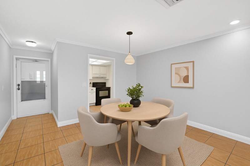 2 bedroom Villa at 2667 Dudley Drive #B, Cresthaven Villas Condo 24, West Palm Beach — photo 5