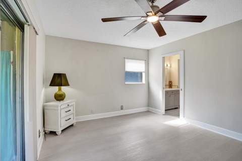 140 Lake Meryl Drive #140, West Palm Beach FL - photo 23 of 64
