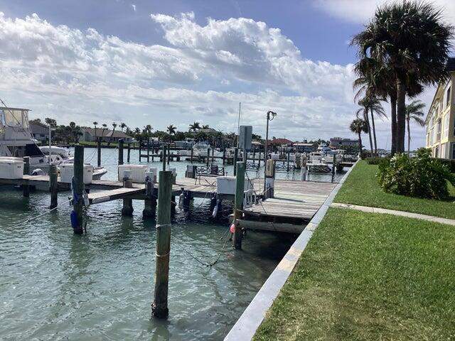 1 bedroom Condominium at 1200 Colonnades Drive #202, COLONNADES CONDOMINIUM NO 4, Fort Pierce — photo 3