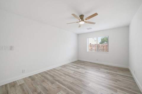 905 NW 22nd Avenue, Delray Beach FL - photo 24 of 37