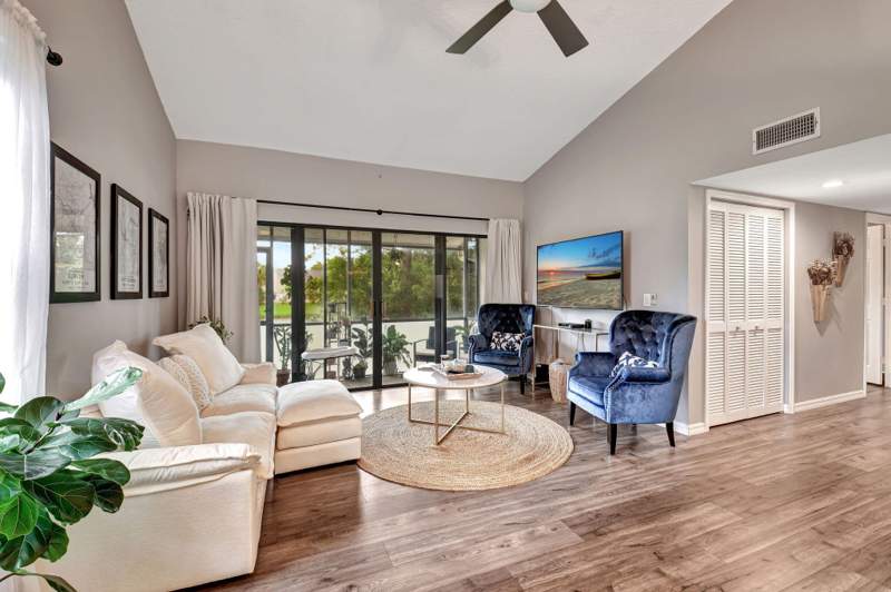 2 bedroom Townhouse at 22 Via De Casas Sur #101, South Lake Condo, Boynton Beach — photo 3