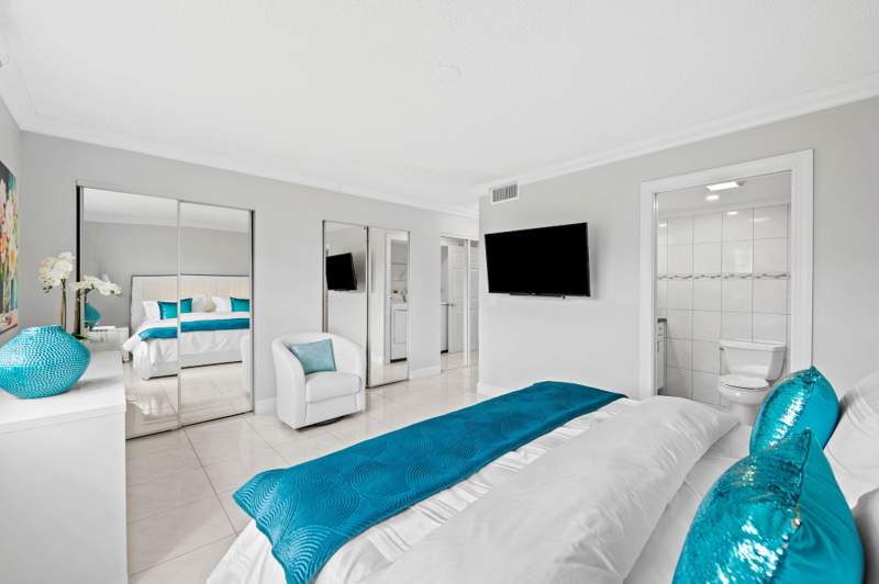 2 bedroom Condominium at 170 SE 5th Avenue #103, Meadowbrook Lakes View, Dania Beach — photo 3
