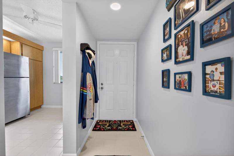 2 bedroom Condominium at 2441 Village Boulevard #405, Whitehall, West Palm Beach — photo 3