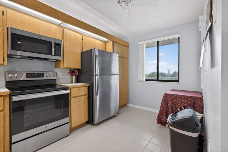 2 bedroom Condominium at 2441 Village Boulevard #405, Whitehall, West Palm Beach — photo 5