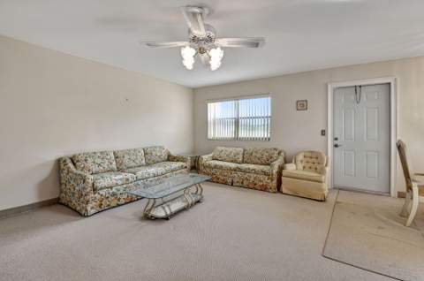 325 Saxony G, Delray Beach FL - photo 8 of 58