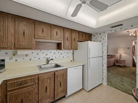 1205 Sandy Lane #246, Singer Island FL - photo 7 of 30