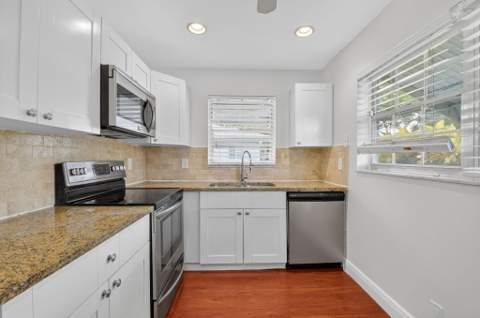 801 Meadowlark Lane, Delray Beach FL - photo 16 of 46