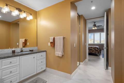 8 Harbour Isle Drive #Ph5, Fort Pierce FL - photo 13 of 43