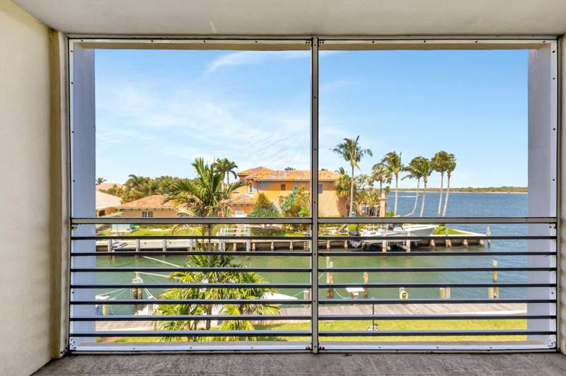 1 bedroom Condominium at 105 Paradise Harbour Boulevard #307, Paradise Harbour Condo, North Palm Beach — photo 2