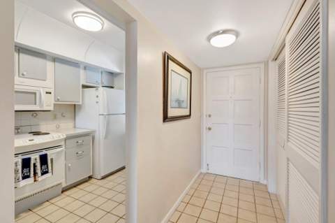 105 Paradise Harbour Boulevard #307, North Palm Beach FL - photo 11 of 29