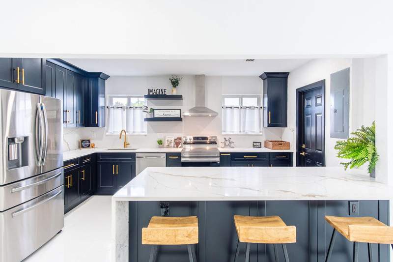 3 bedroom Single Family Residence at 6370 Plunkett Street, Hollywood Heights Estates, Hollywood — photo 4
