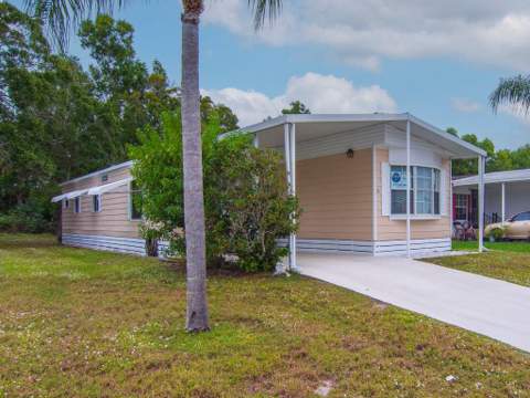 61 E Caribbean, Port St. Lucie FL - photo 7 of 48