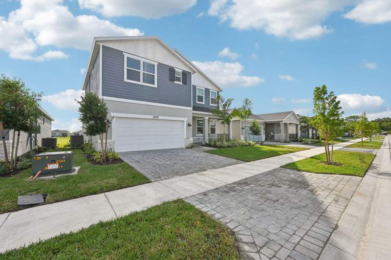 4 bedroom Single Family Residence at 11270 NW Blockbird Drive, Brystol at Wylder, Port St. Lucie — photo 4