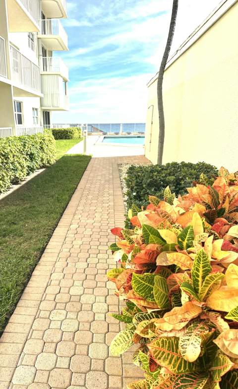 3540 S Ocean Boulevard #409, South Palm Beach FL - photo 16 of 28