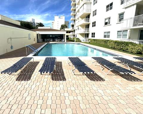 3540 S Ocean Boulevard #409, South Palm Beach FL - photo 18 of 28