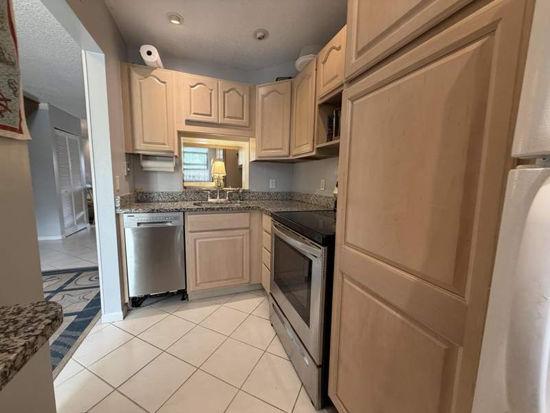 2 bedroom Townhouse at 4235 N Highway A1a #14, Ocean Harbour Villas Condominium, Hutchinson Island — photo 5