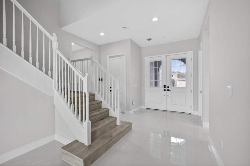 5 bedroom Single Family Residence at 14052 Spruce Pine Drive, Pines Of Westlake, The Acreage — photo 5