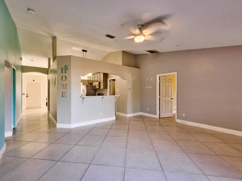 1407 SE Grapeland Avenue, Port St. Lucie FL - photo 9 of 25