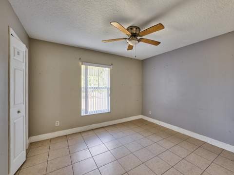 1407 SE Grapeland Avenue, Port St. Lucie FL - photo 14 of 25