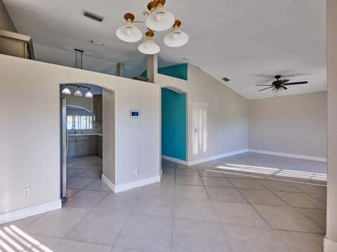 1407 SE Grapeland Avenue, Port St. Lucie FL - photo 17 of 25