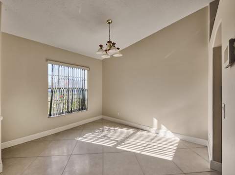 1407 SE Grapeland Avenue, Port St. Lucie FL - photo 19 of 25