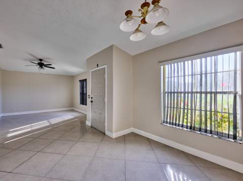 1407 SE Grapeland Avenue, Port St. Lucie FL - photo 21 of 25
