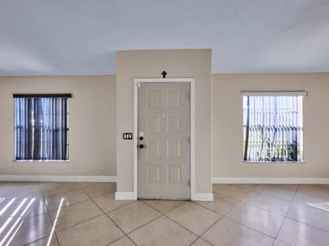 1407 SE Grapeland Avenue, Port St. Lucie FL - photo 22 of 25
