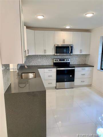 23277 Barlake Drive, Boca Raton FL - photo 7 of 22