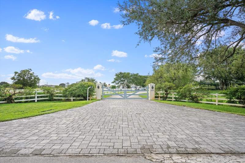 3 bedroom Single Family Residence at 15416 Sunnyland Lane, Palm Beach Point, Wellington — photo 3