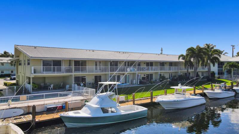 2 bedroom Condominium at 2311 NE 36th Street #2f, Hampton House Condo, Lighthouse Point — photo 2