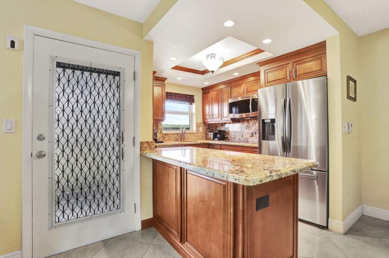 2 bedroom Condominium at 806 SE 7th Street #403, Hampton Gardens 2 Condo, Deerfield Beach — photo 5