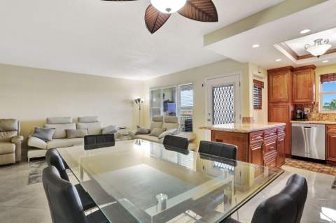 806 SE 7th Street #403, Deerfield Beach FL - photo 12 of 29