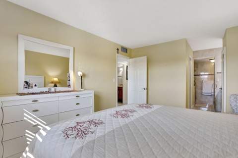 806 SE 7th Street #403, Deerfield Beach FL - photo 21 of 29