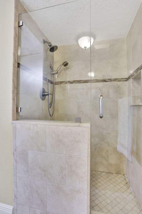 806 SE 7th Street #403, Deerfield Beach FL - photo 24 of 29