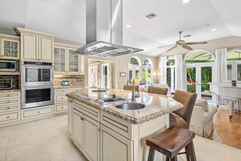 802 NE 2nd Street, Delray Beach FL - photo 15 of 53