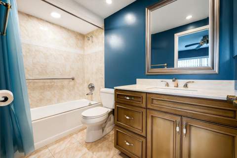 5041 W Oakland Park Boulevard #111, Lauderdale Lakes FL - photo 8 of 16