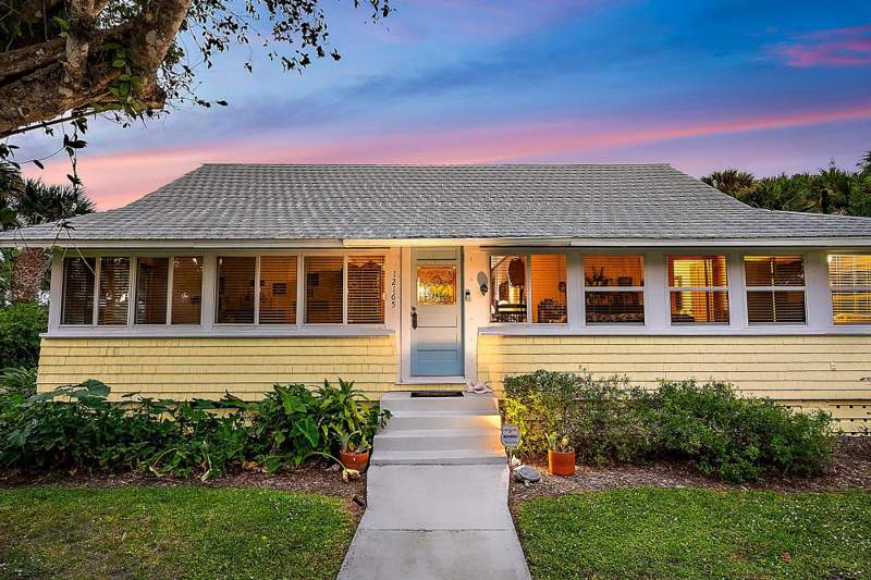 3 bedroom Single Family Residence at 12165 SE Nassau Street, Old Hobe Sound, Hobe Sound — photo 4