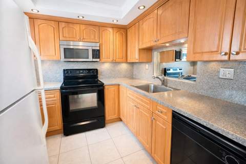 5041 W Oakland Park Boulevard #111, Lauderdale Lakes FL - photo 6 of 16
